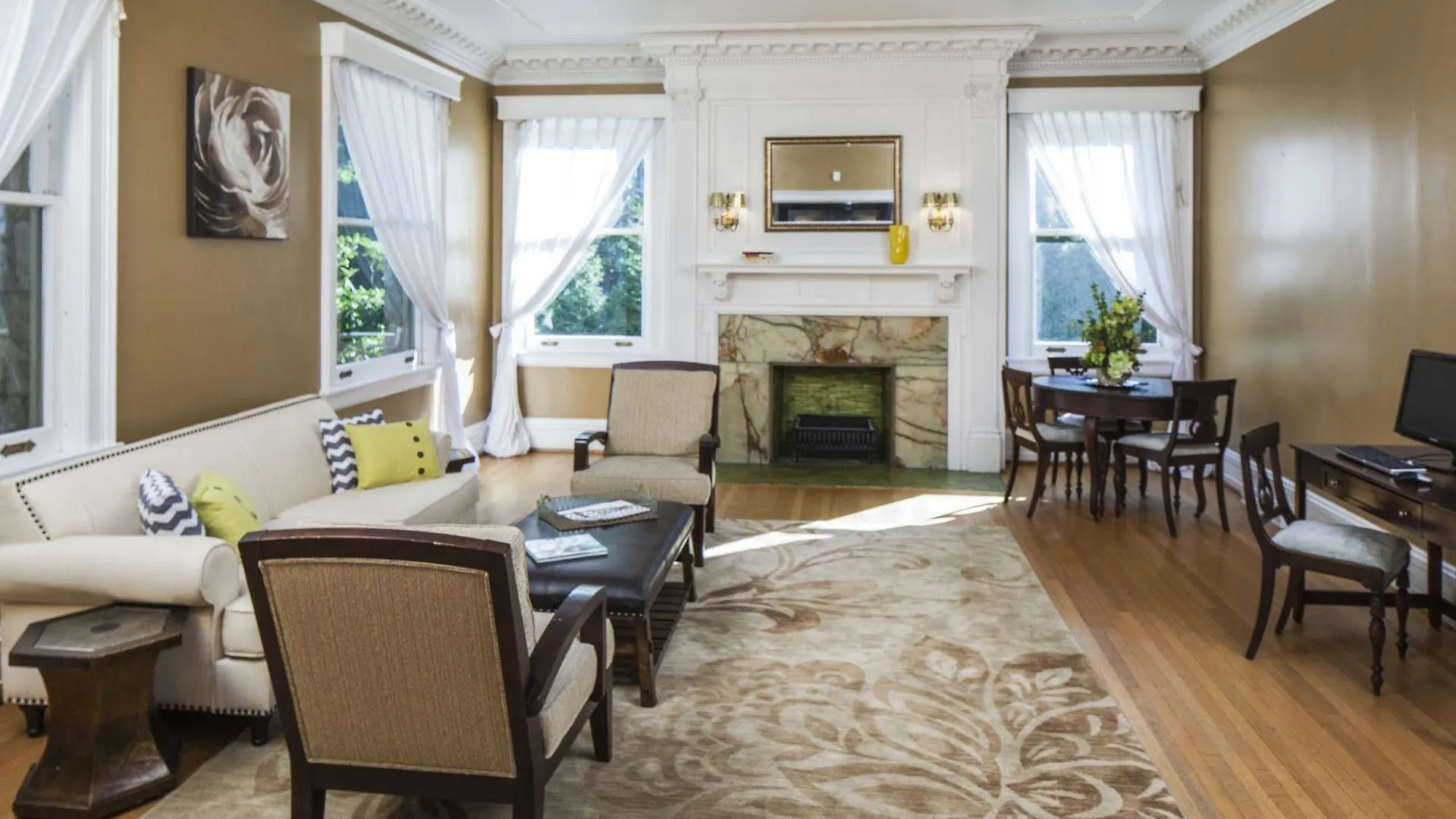 The Mansion At Maple Heights Bed & Breakfast Pittsburgh
