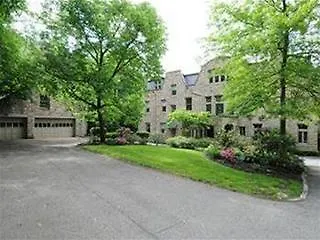 The Mansion At Maple Heights Bed & Breakfast Pittsburgh 2*,