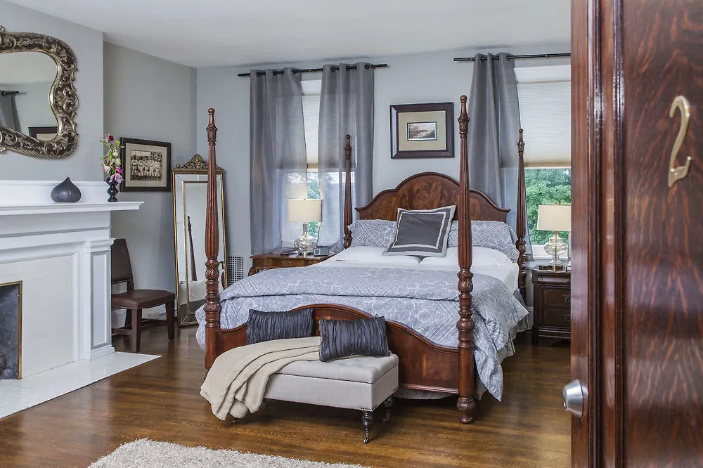 The Mansion At Maple Heights Bed & Breakfast Pittsburgh